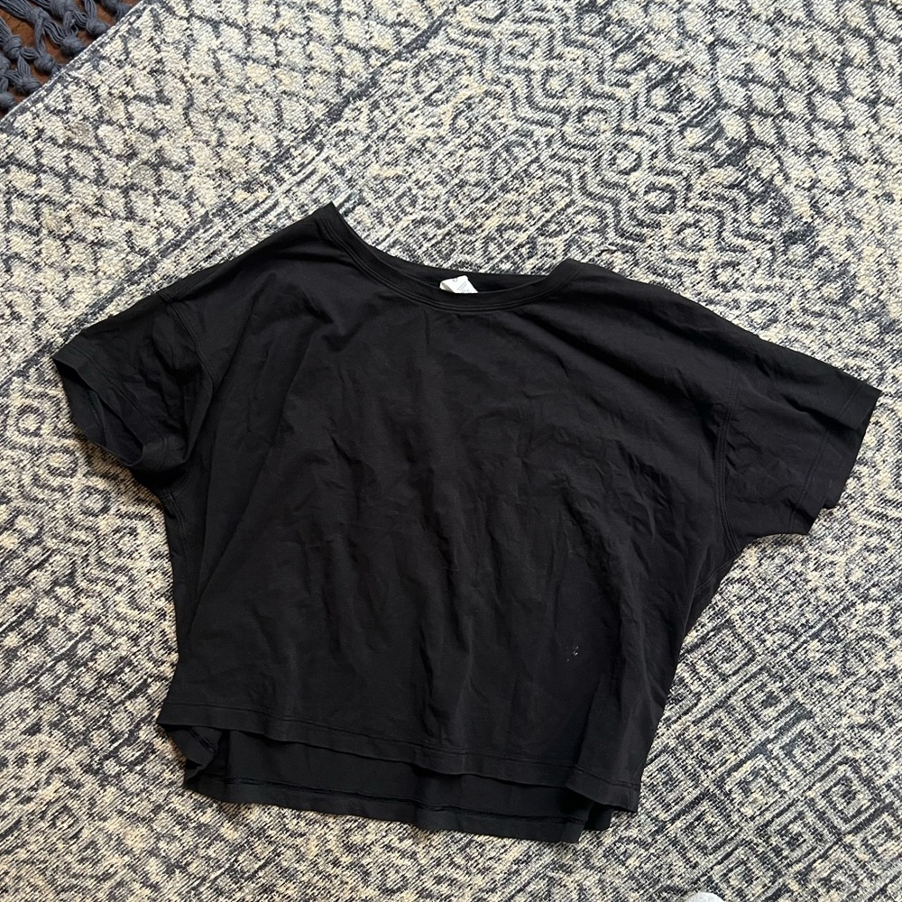 Lululemon workout top